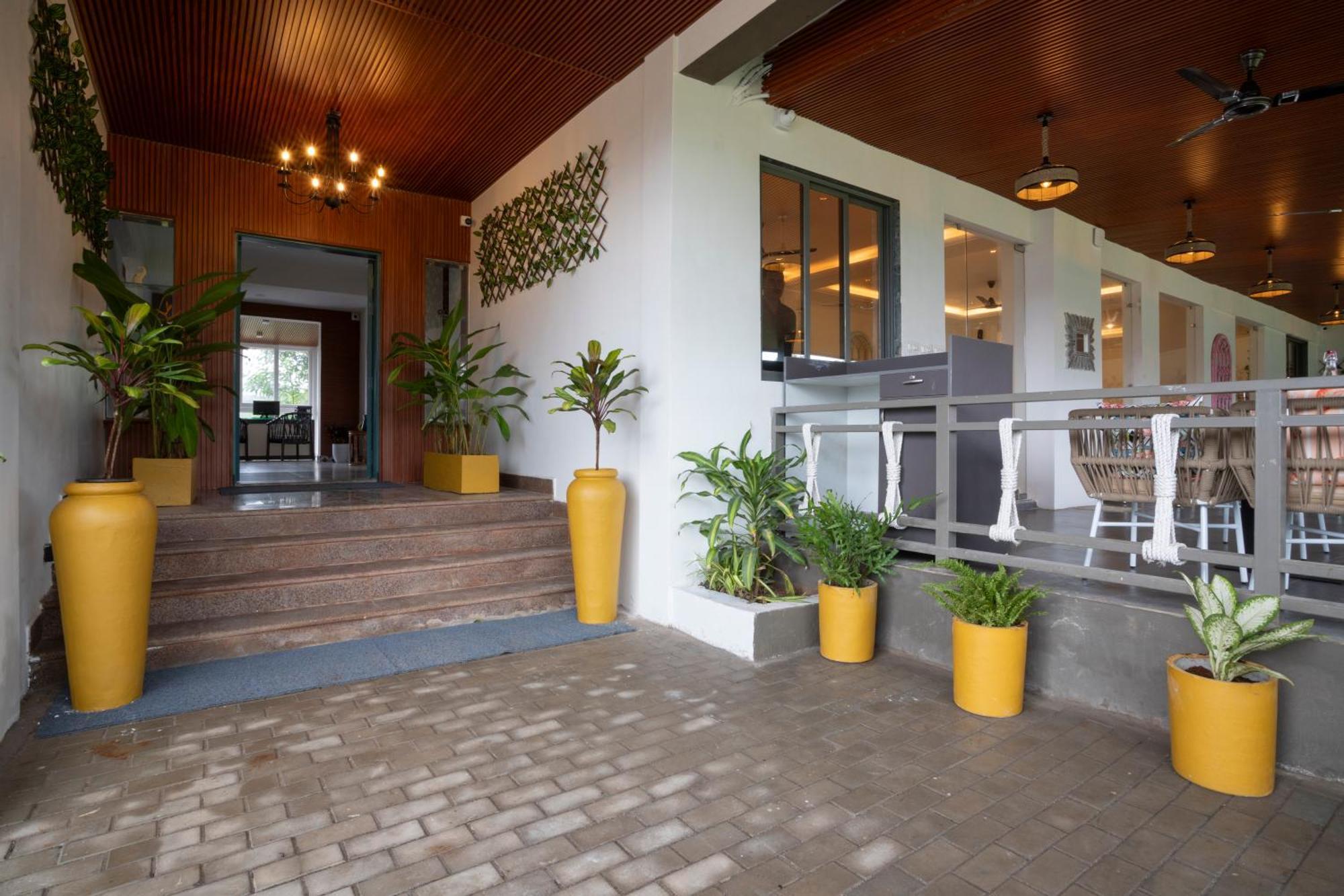 Stone Wood Hotel Amboli Amboli  Exterior photo